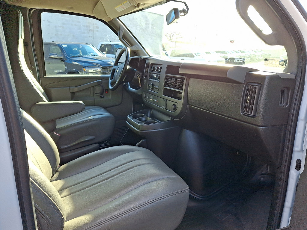 Used 2023 Chevrolet Express 2500 w/ Driver Convenience Package image 11