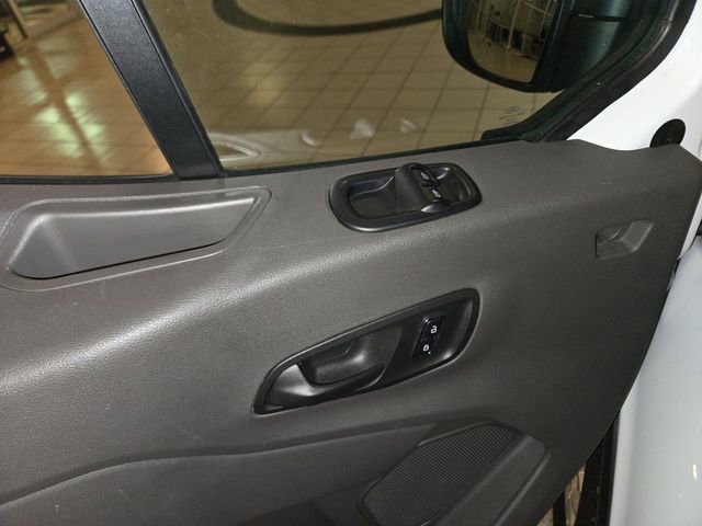 Used 2023 Ford Transit 350 XLT image 13