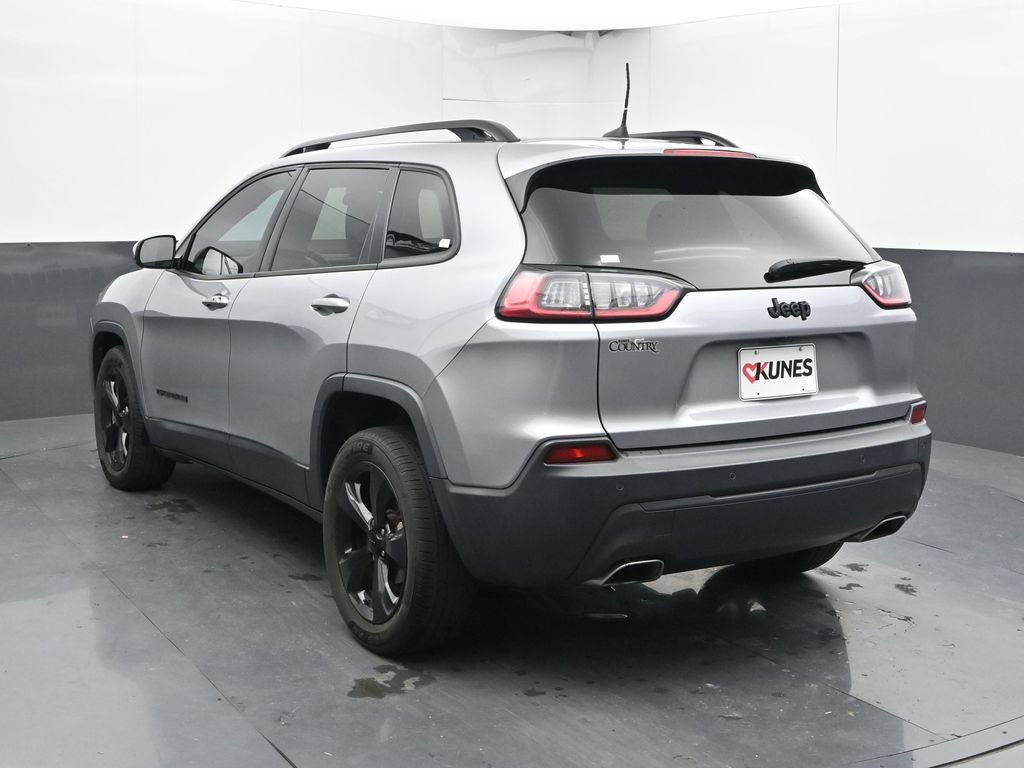 Used 2019 Jeep Cherokee Latitude Plus FWD image 11