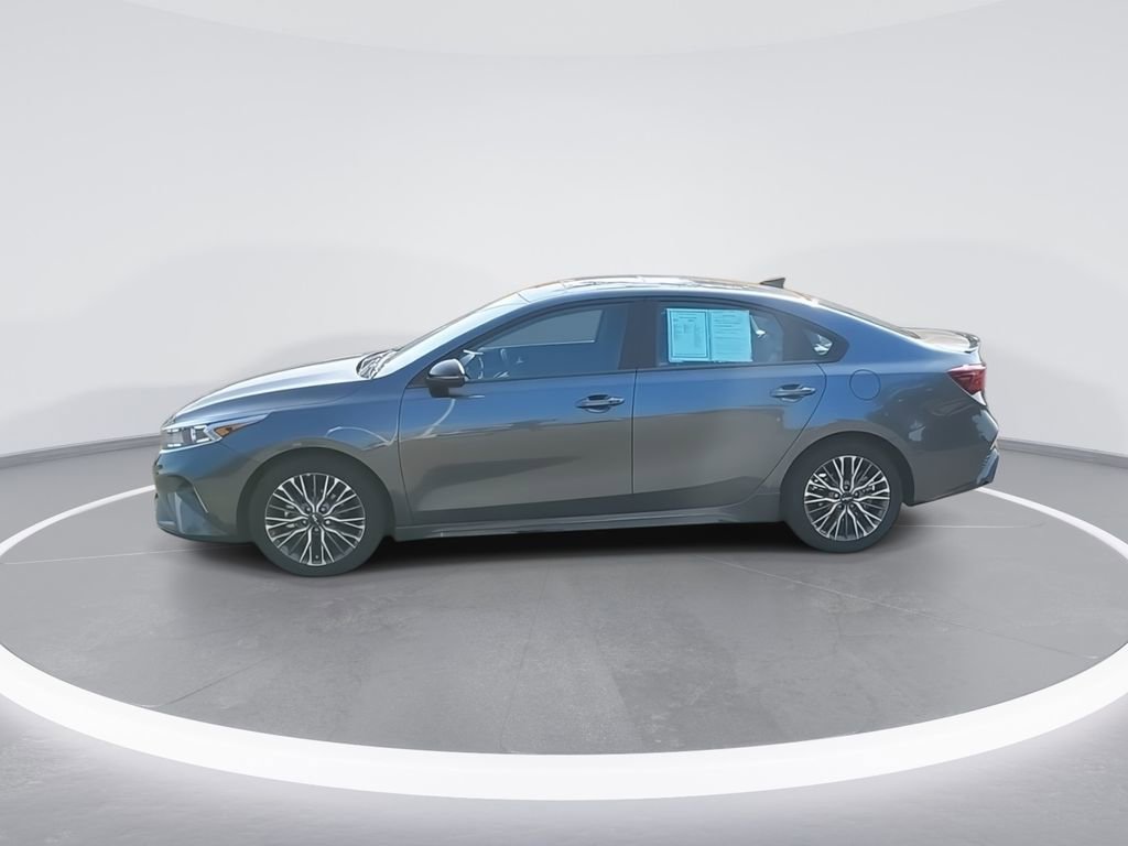 Used 2024 Kia Forte GT-Line w/ GT-Line Premium Package FWD image 5
