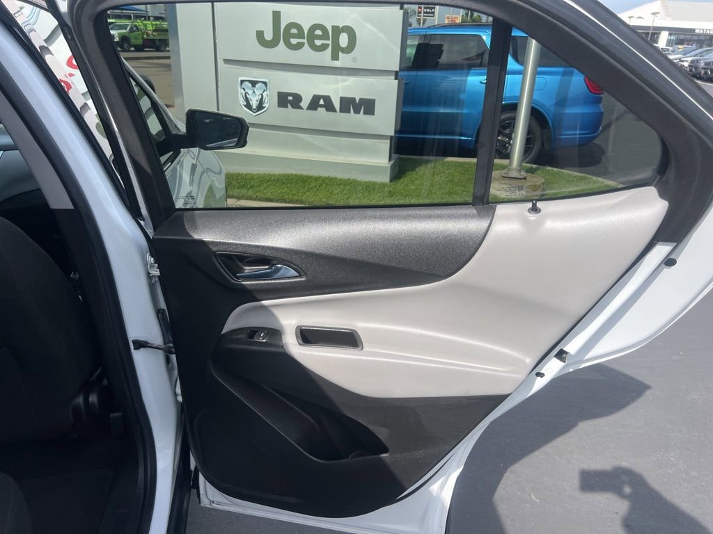 Used 2020 Chevrolet Equinox LT AWD/4WD image 47