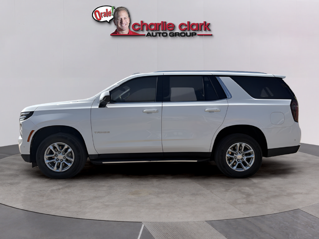 Used 2025 Chevrolet Tahoe LT AWD/4WD image 2