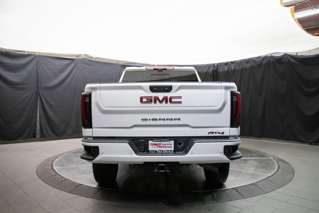 Used 2024 GMC Sierra 3500 AT4 w/ AT4 Premium Plus Package image 11