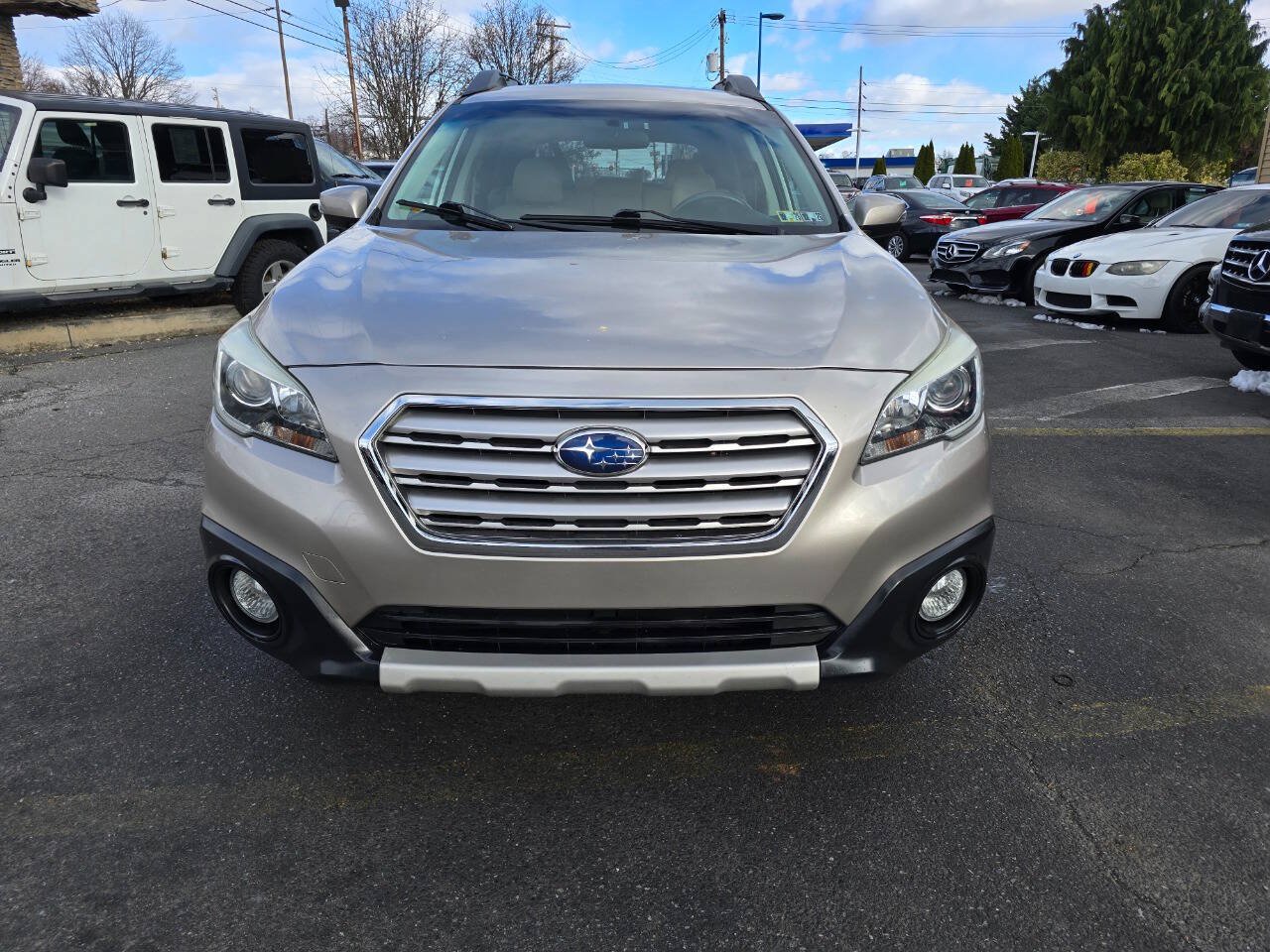 Used 2015 Subaru Outback 2.5i Limited AWD/4WD image 8