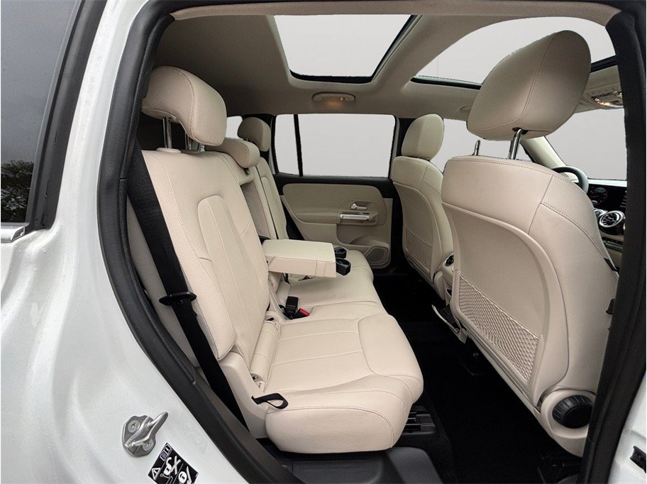 Used 2022 Mercedes-Benz GLB 250 image 43