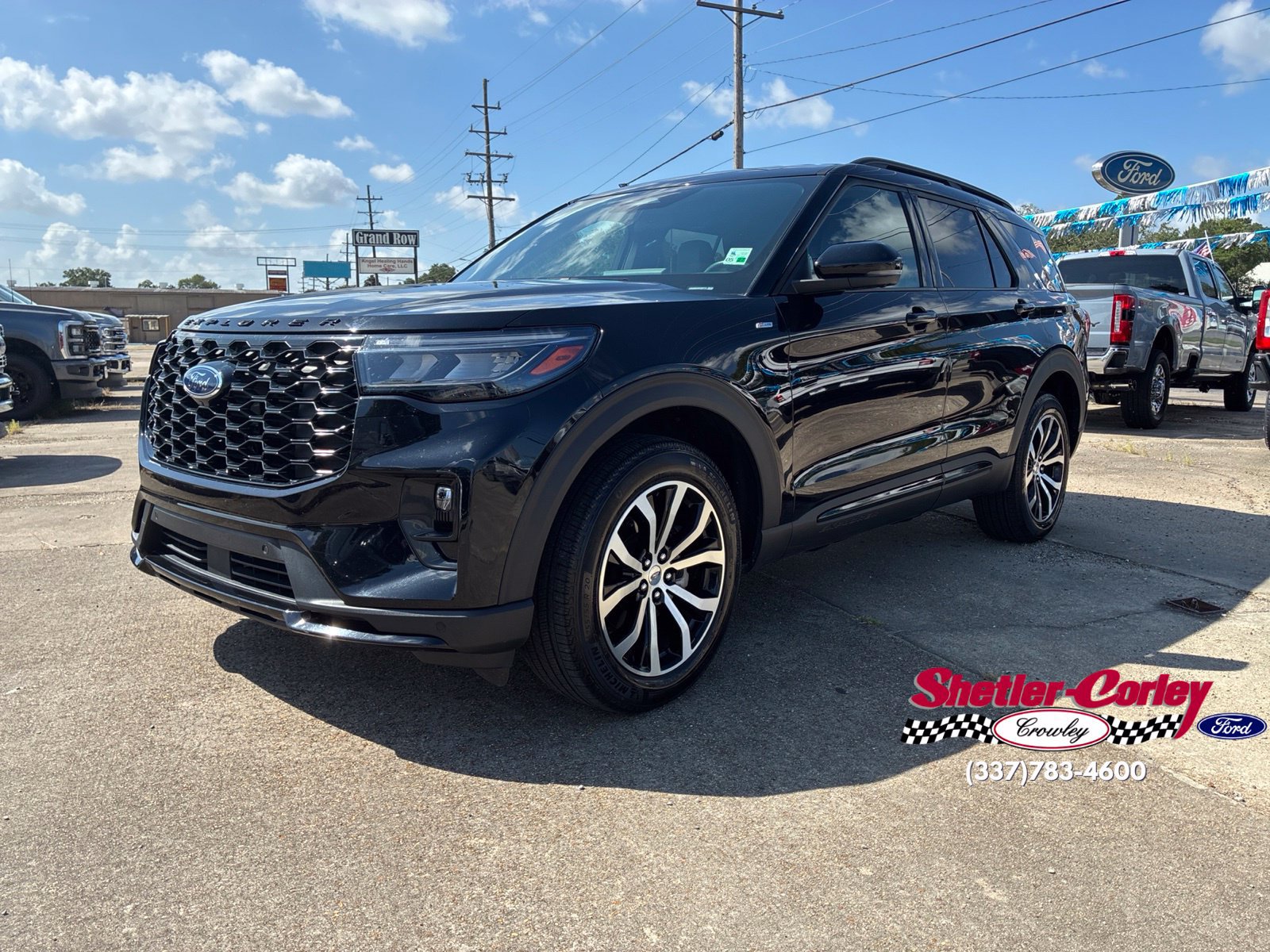 Used 2025 Ford Explorer ST-Line AWD/4WD image 7