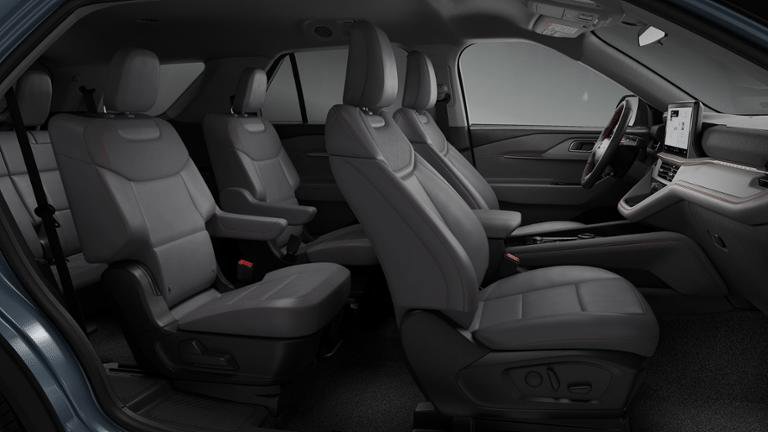 New 2026 Ford Explorer Active w/ Active Comfort Package image 6
