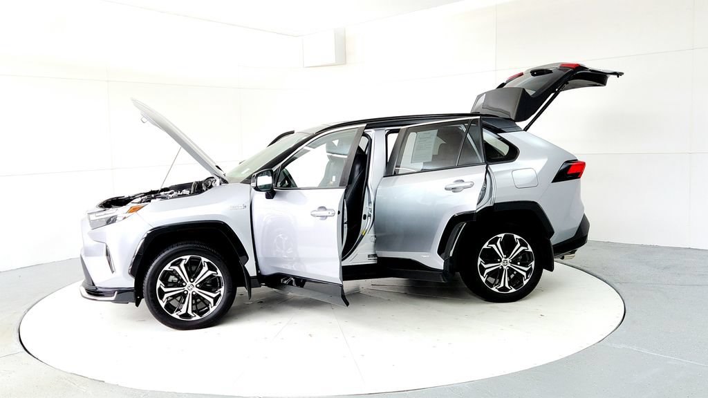 Certified 2024 Toyota RAV4 XSE w/ Weather Package AWD/4WD image 10