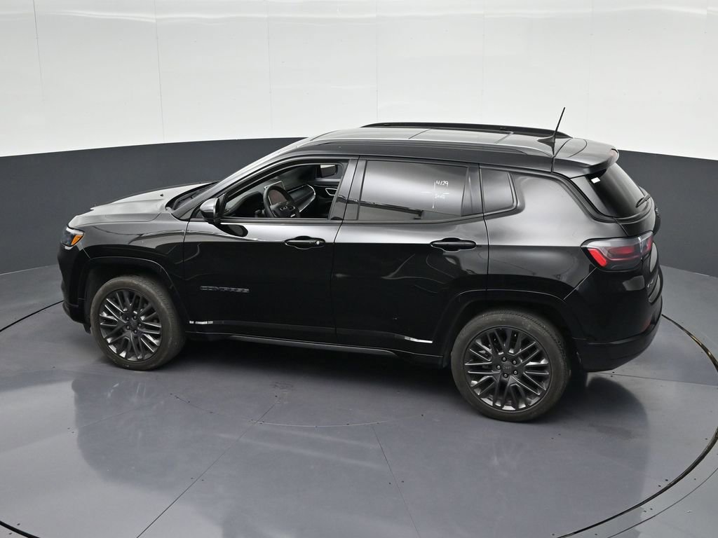Used 2024 Jeep Compass Limited w/ High Altitude Package AWD/4WD image 30