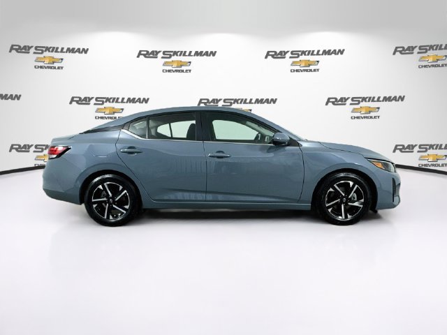 Used 2024 Nissan Sentra SV FWD image 8