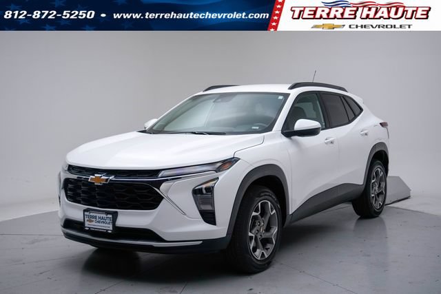 Used 2025 Chevrolet Trax LT
