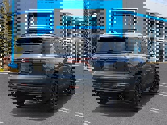 New 2026 Chevrolet Traverse LT w/ Midnight/Sport Edition image 4