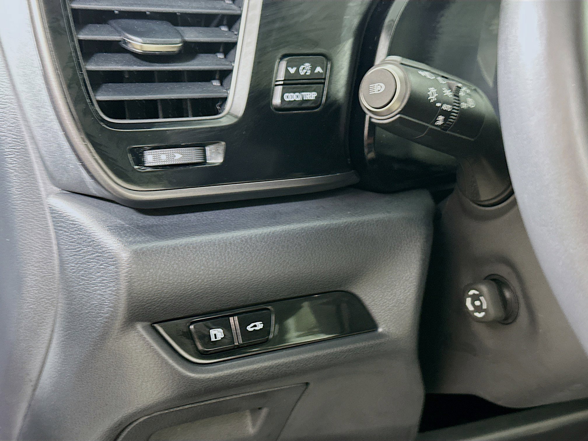 Used 2025 Lexus NX 350 AWD w/ Cold Area Package image 10