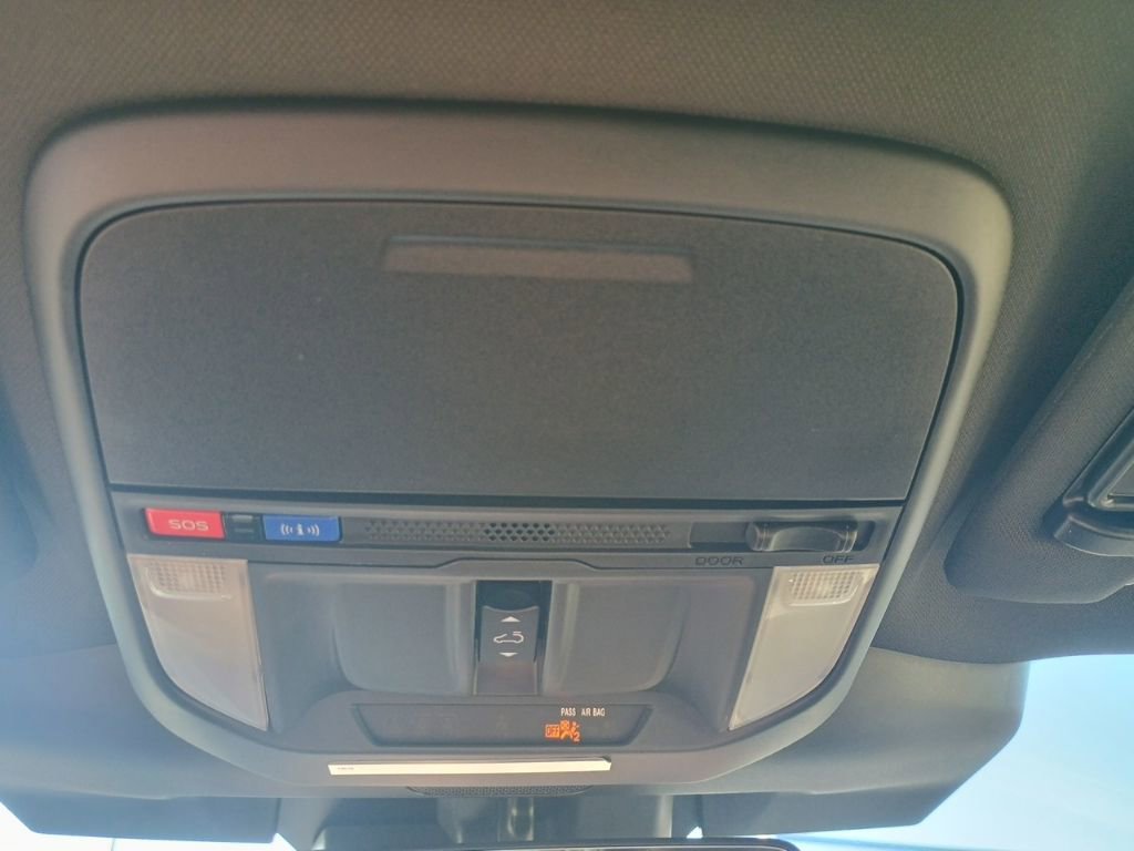 Certified 2025 Subaru Forester Premium image 32