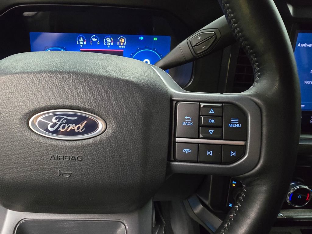 Used 2024 Ford F250 Lariat w/ Black Appearance Package image 24