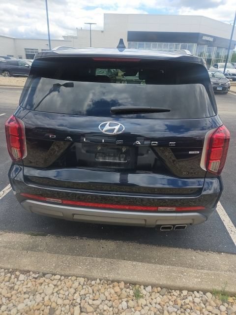 Used 2024 Hyundai Palisade Limited AWD/4WD image 6