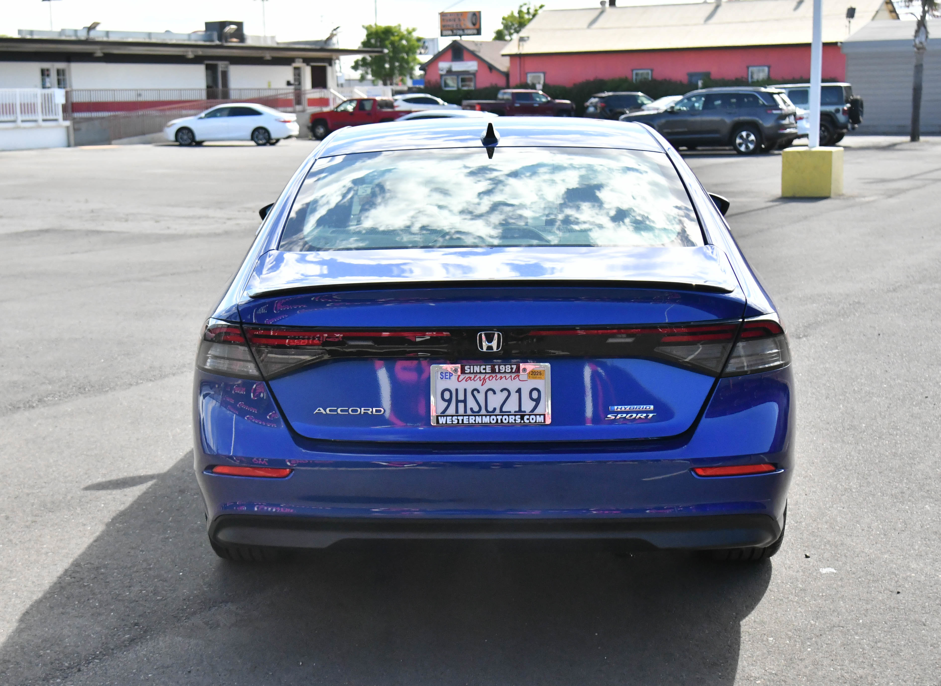 Used 2024 Honda Accord Sport image 7