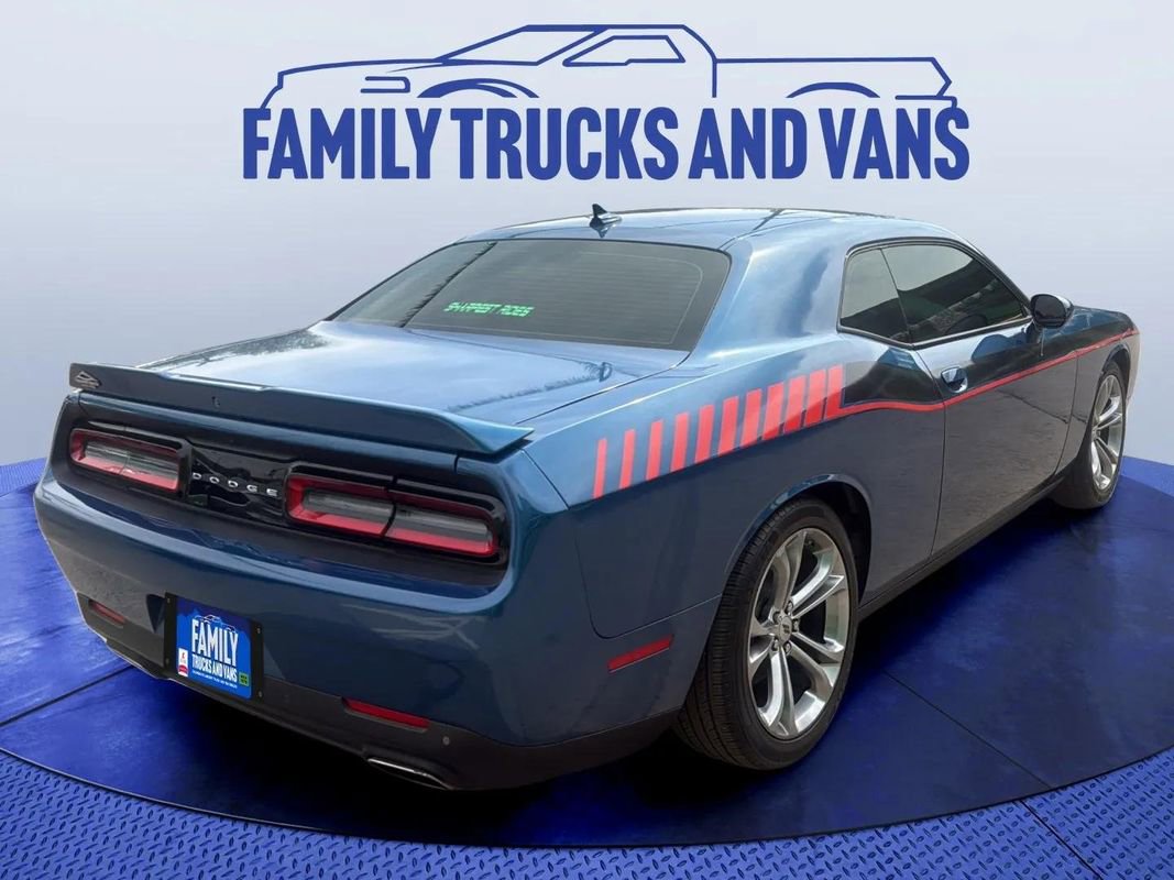 Used 2022 Dodge Challenger GT w/ Plus Package RWD image 7