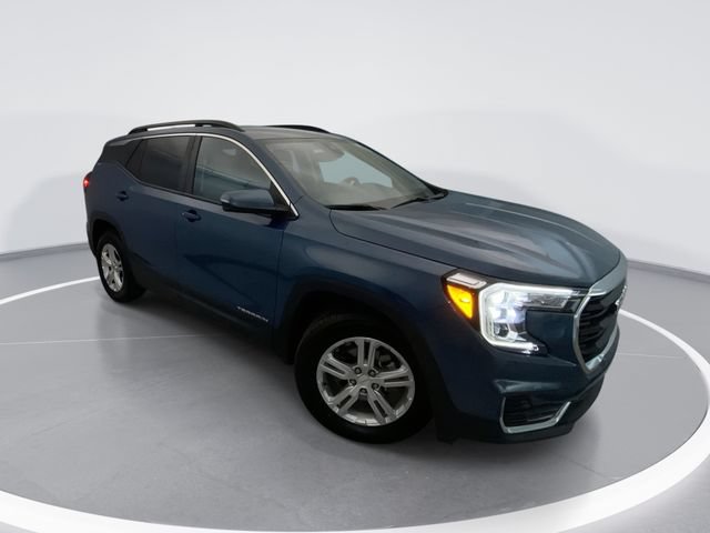 Used 2024 GMC Terrain SLE w/ Driver Convenience Package