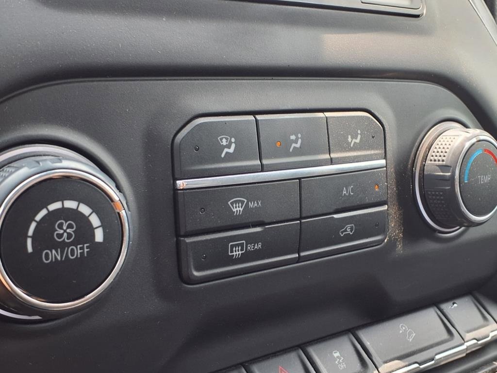 Used 2024 Chevrolet Silverado 2500 Custom w/ Custom Value Package image 12