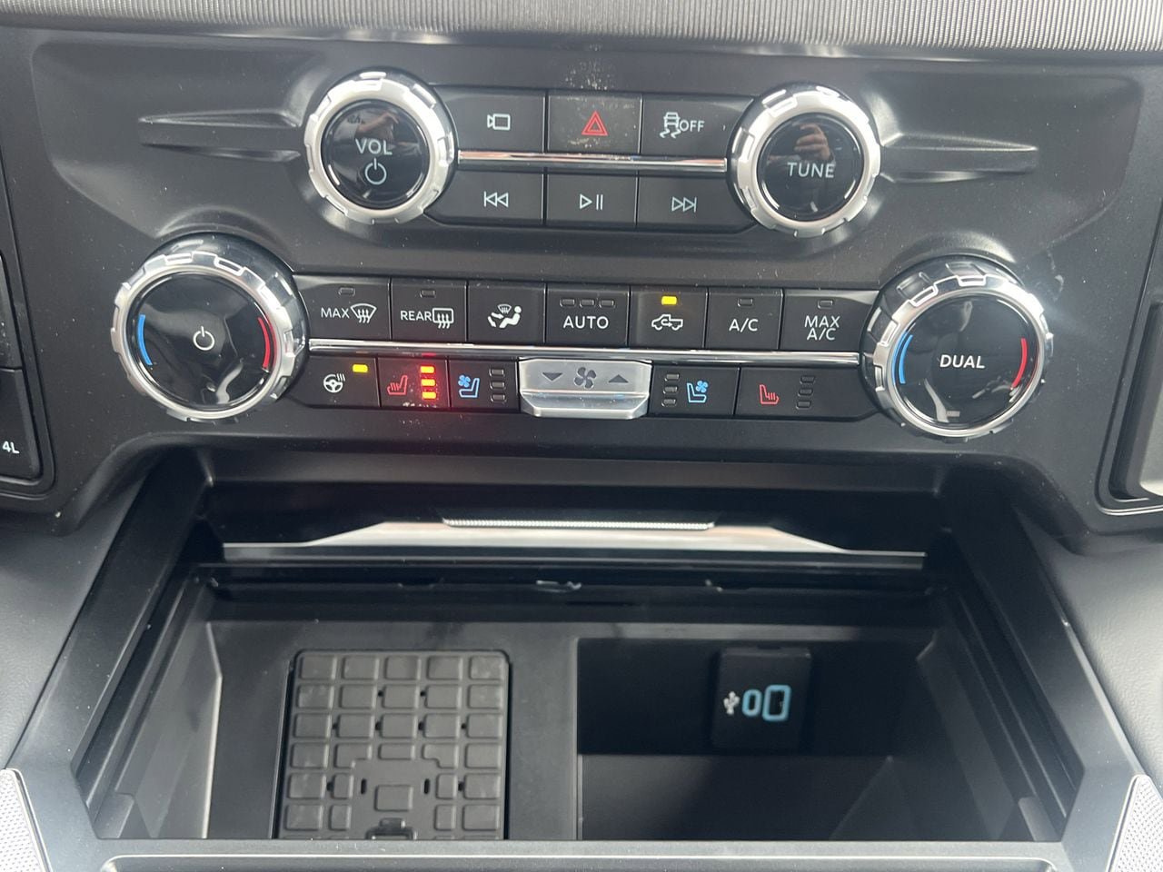 New 2026 Ford F250 Platinum image 8
