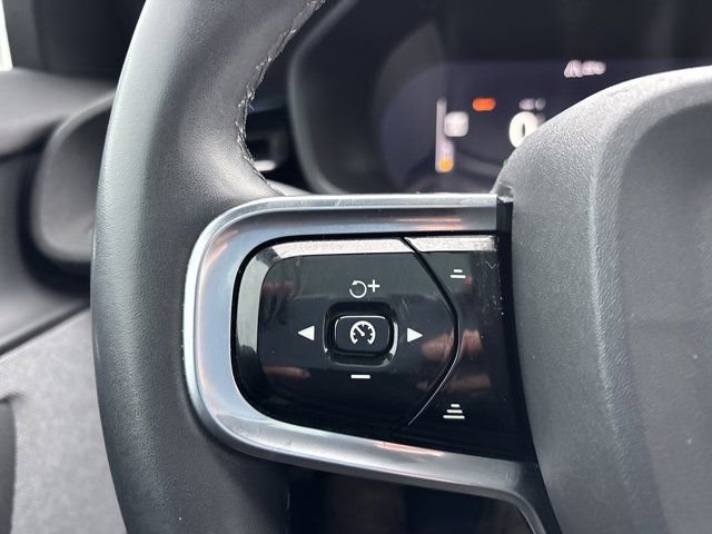 Used 2021 Polestar Polestar 2 w/ Performance Package image 25