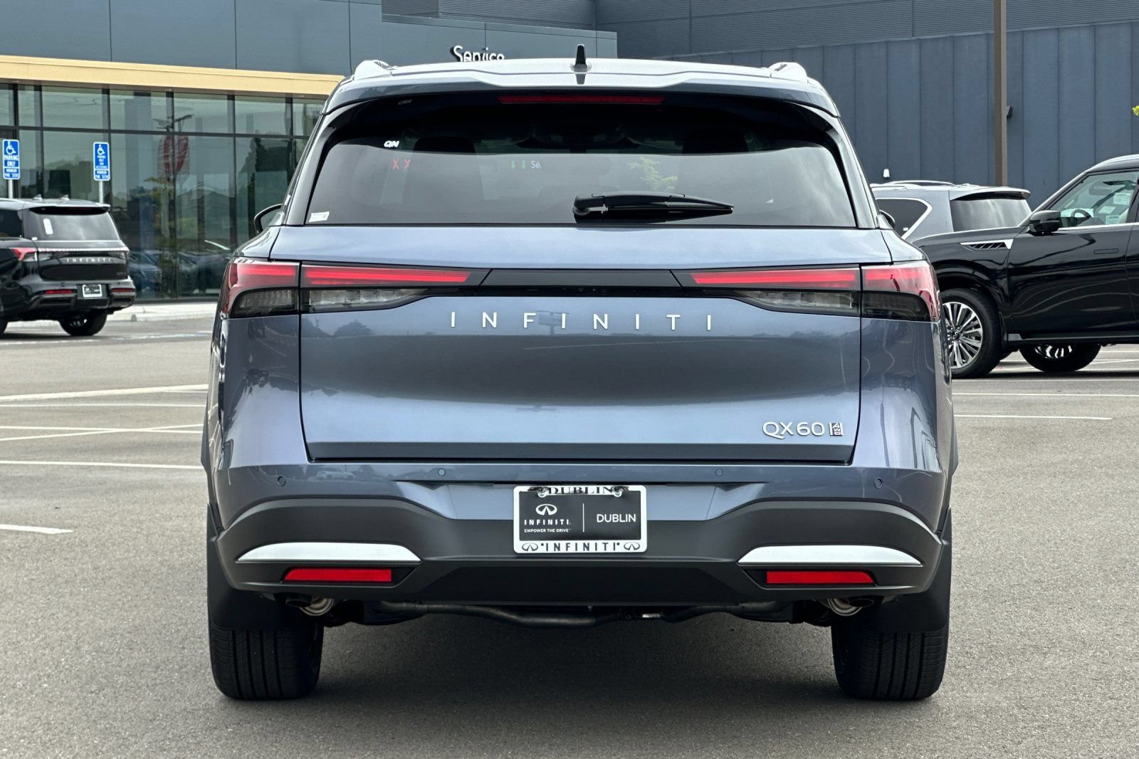 New 2027 INFINITI QX60 Luxe w/ Cargo Package AWD/4WD image 4
