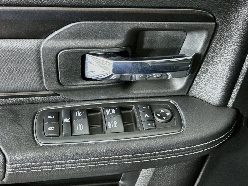 Used 2018 RAM 1500 Rebel w/ Luxury Group AWD/4WD image 23