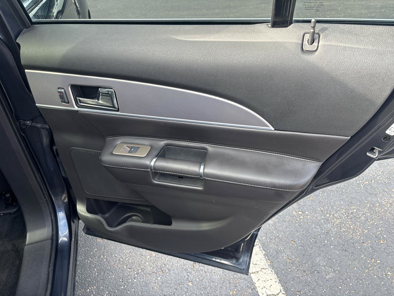Used 2013 Lincoln MKX AWD image 35