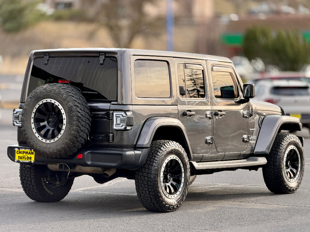 Used 2020 Jeep Wrangler Unlimited Sahara image 18