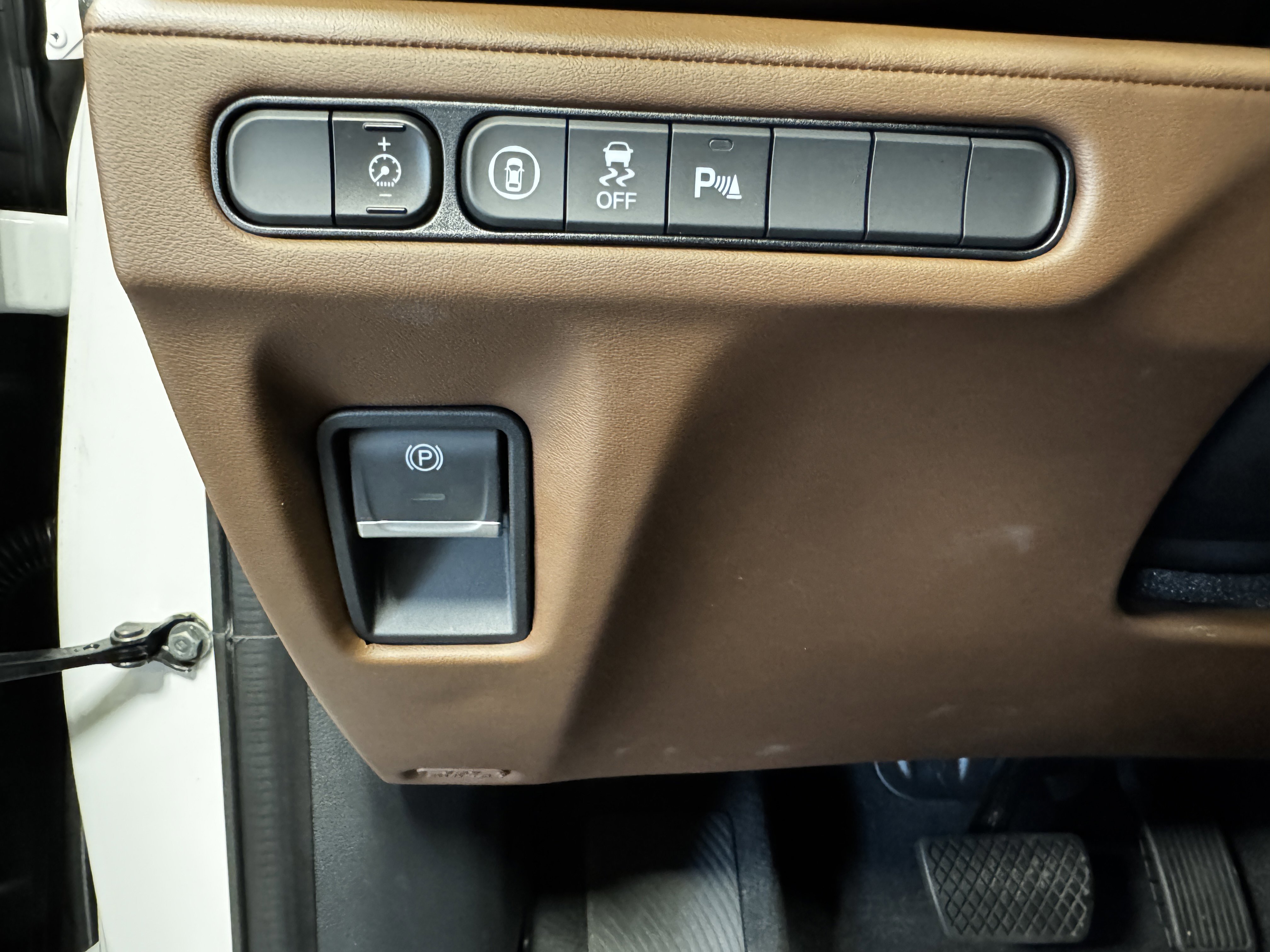 Certified 2023 Acura MDX FWD w/ Technology Package image 21