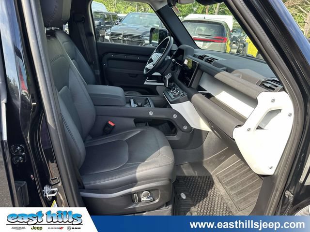 Used 2023 Land Rover Defender 130 SE AWD/4WD image 29