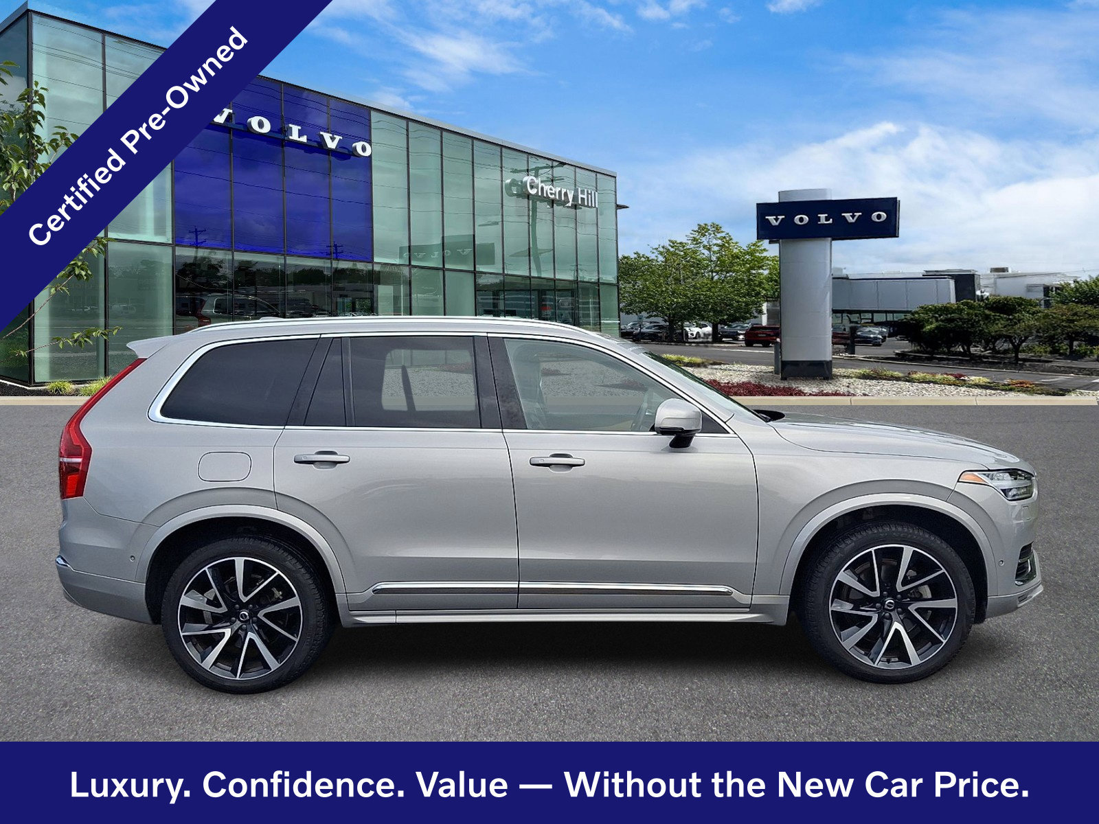Certified 2024 Volvo XC90 B5 Plus w/ Protection Package Premier AWD/4WD image 8
