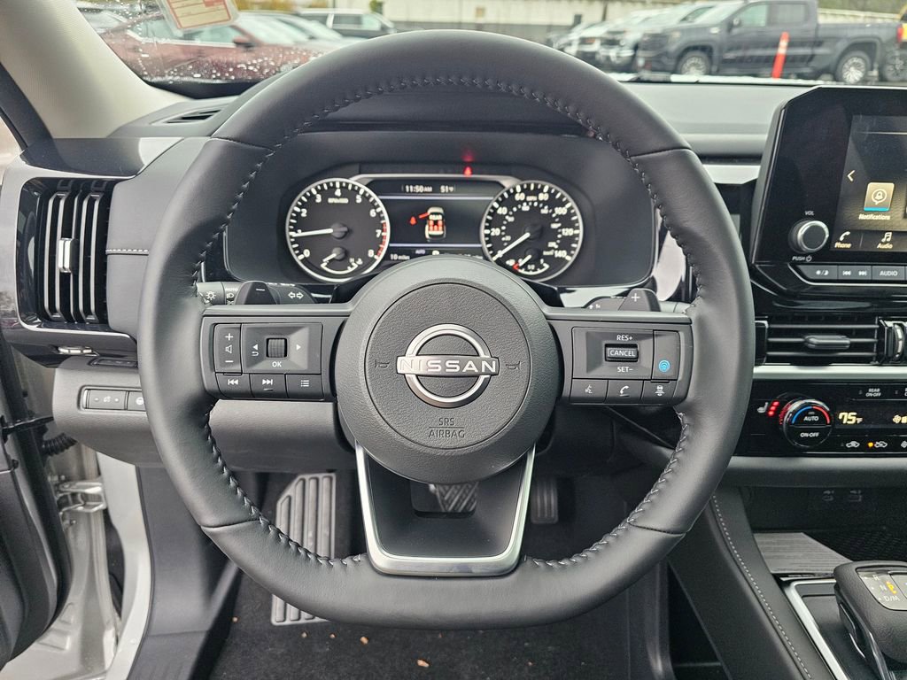 New 2025 Nissan Pathfinder SV w/ SV Premium Package image 11