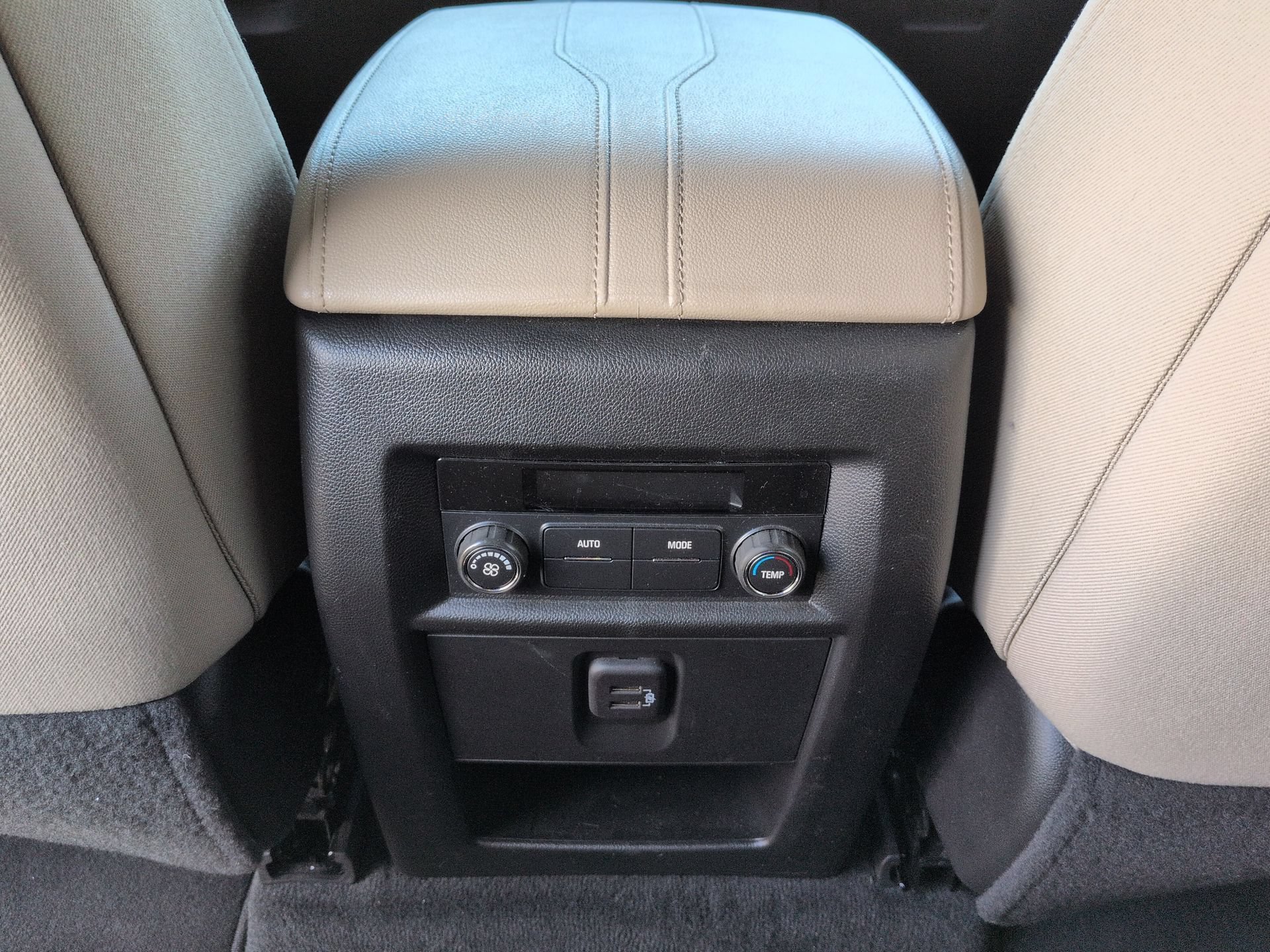 Certified 2023 Chevrolet Traverse LS FWD image 21