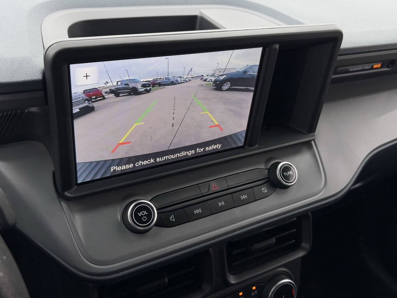 Used 2022 Ford Maverick XL FWD image 19