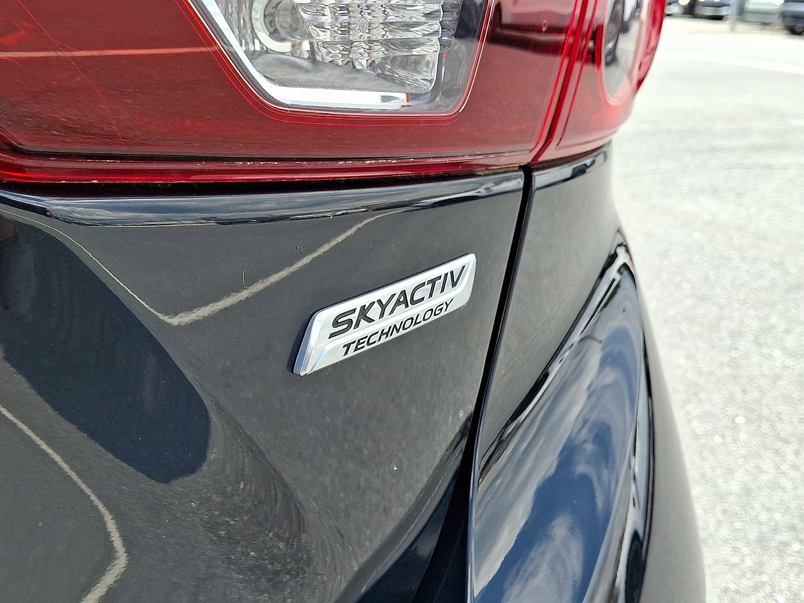 Used 2018 MAZDA MAZDA3 Grand Touring w/ Premium Equipment Package FWD image 30