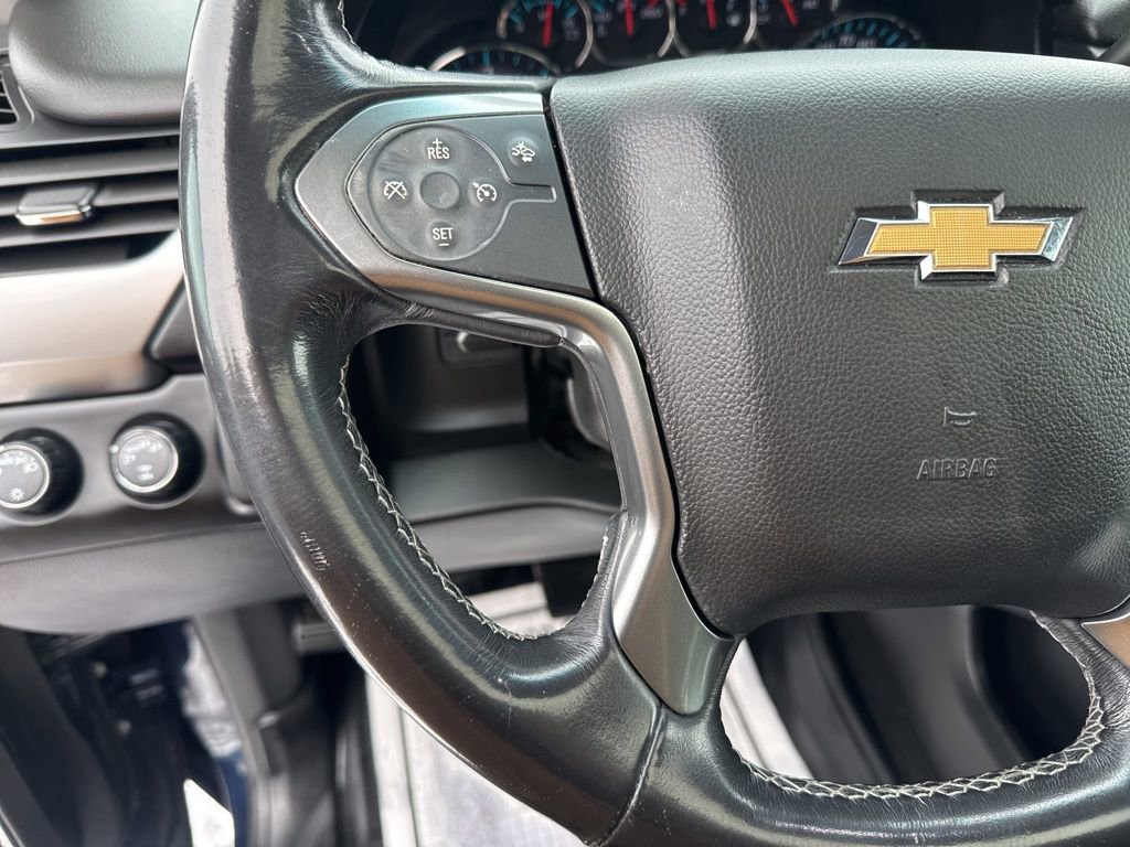 Used 2018 Chevrolet Suburban LT image 22