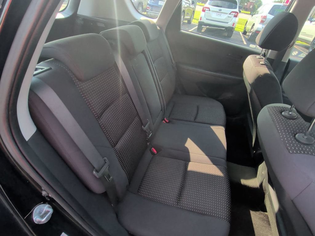 Used 2010 Hyundai Elantra GLS FWD image 20