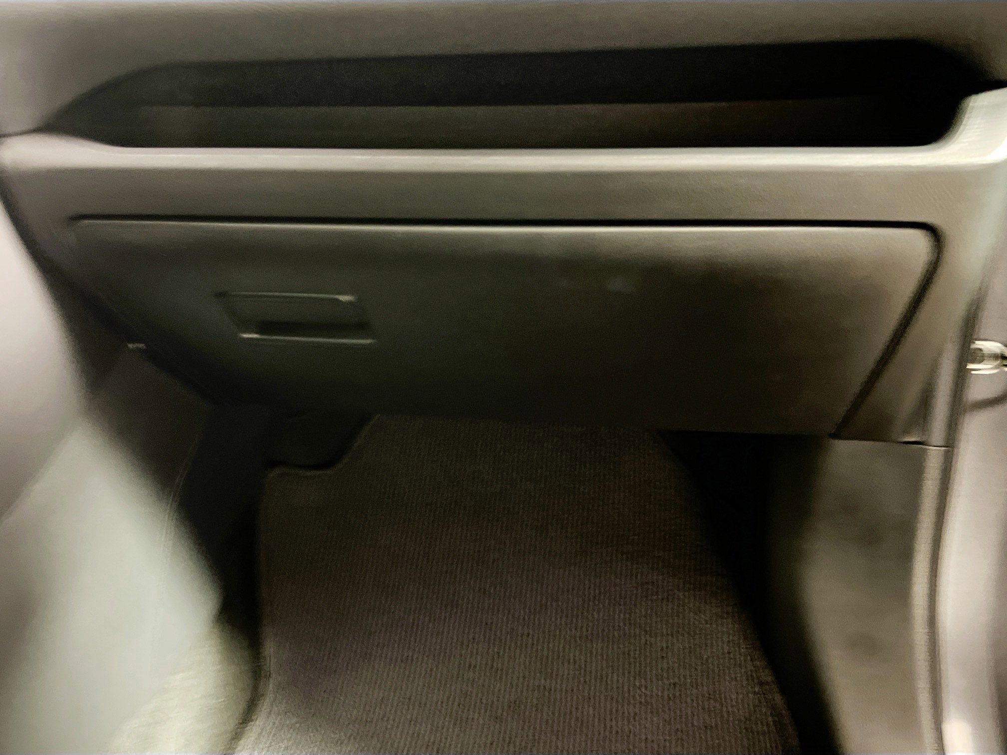 Used 2021 Toyota RAV4 XLE image 34