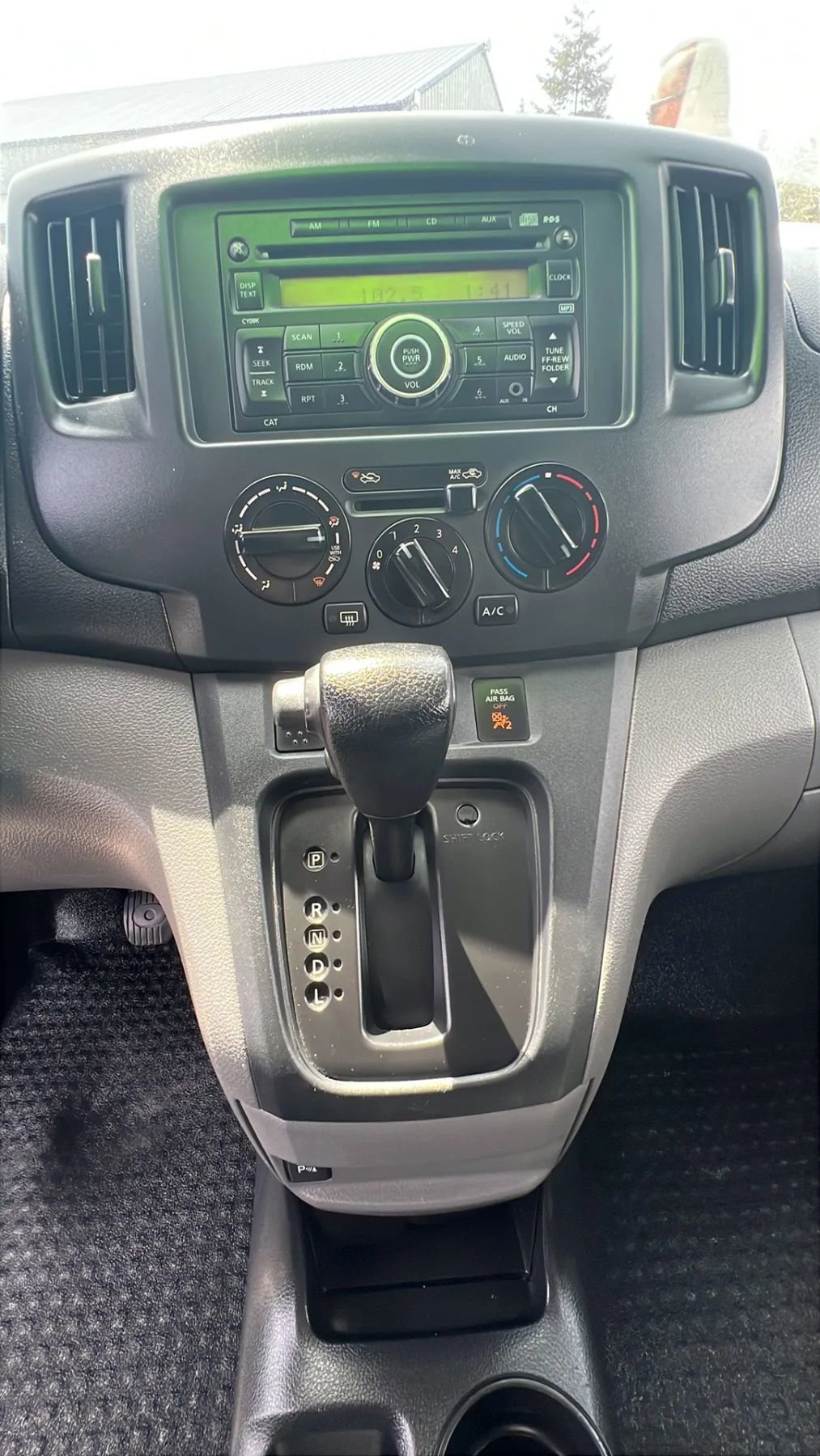 Used 2017 Chevrolet City Express LT FWD image 18