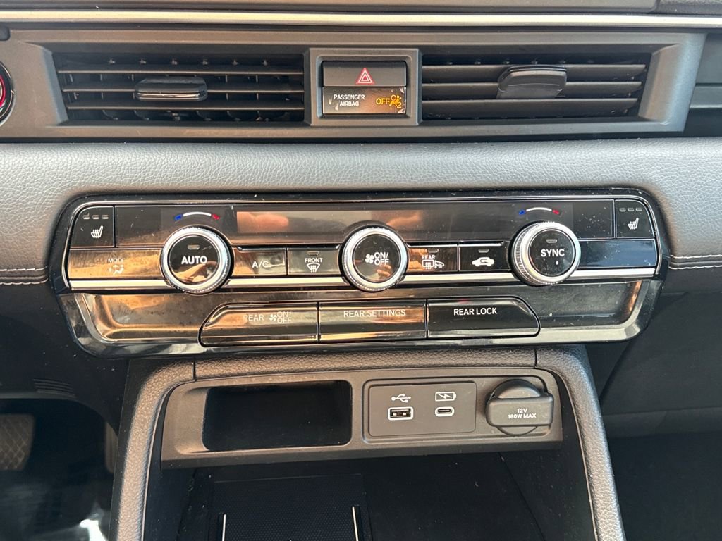 Used 2025 Honda Pilot Touring image 22