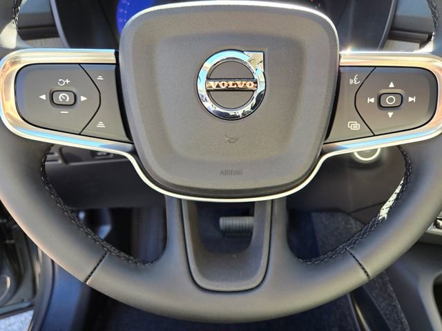 New 2026 Volvo XC40 B5 Core AWD/4WD image 23