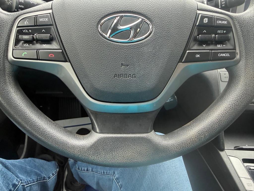 Used 2018 Hyundai Elantra SEL w/ Cargo Package FWD image 11