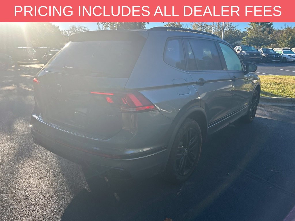 Used 2022 Volkswagen Tiguan SE R-Line AWD/4WD image 8