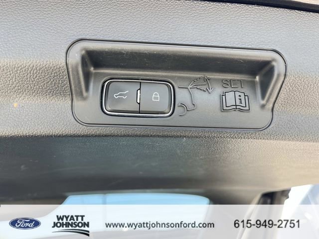 Certified 2023 Ford Explorer XLT w/ Equipment Group 202A AWD/4WD image 13