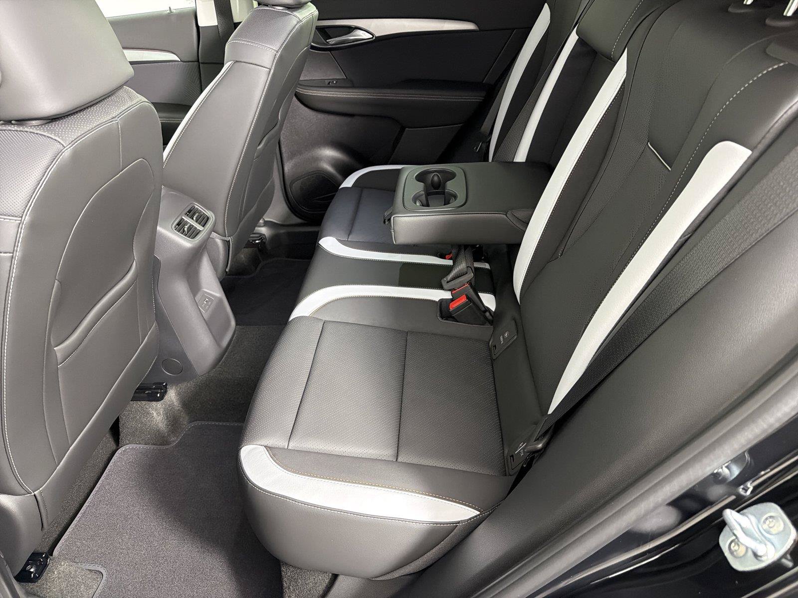 New 2026 Buick Envision Sport Touring AWD/4WD image 19