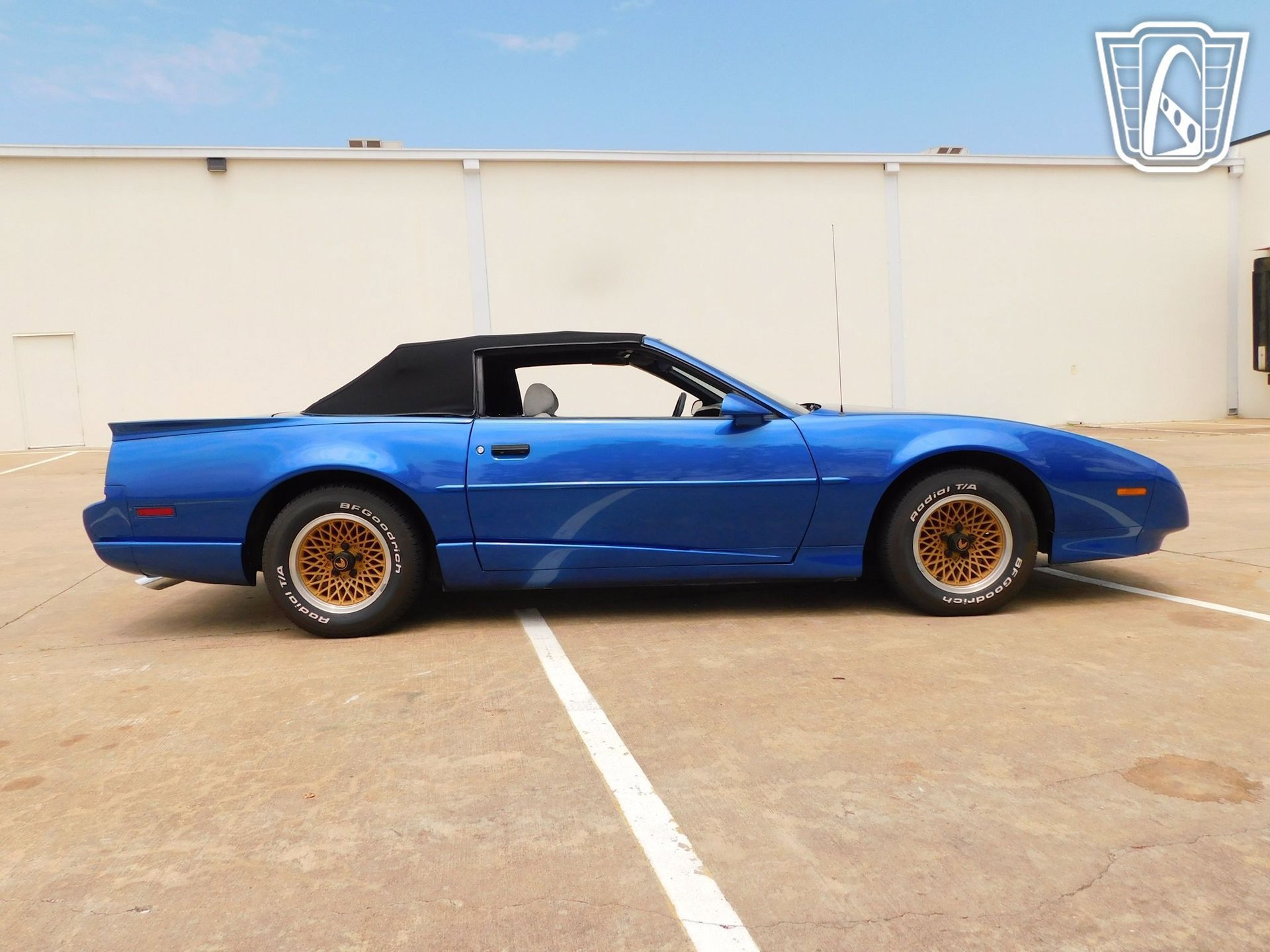 Used 1991 Pontiac Firebird Convertible image 29