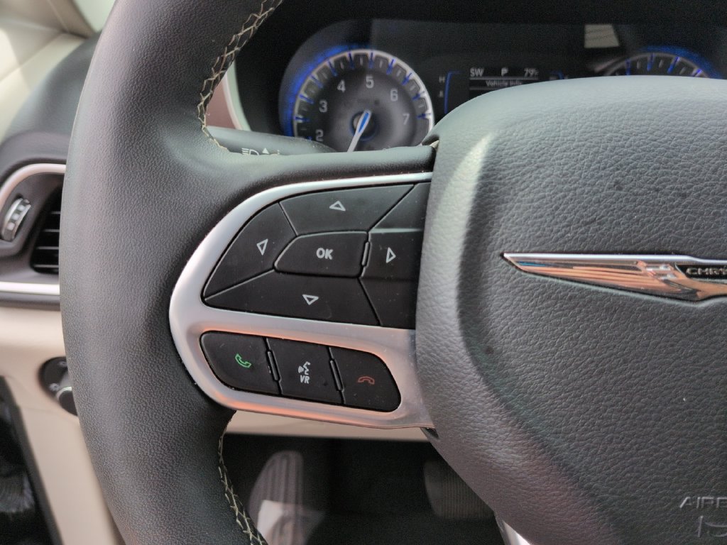 Used 2024 Chrysler Voyager LX FWD image 18