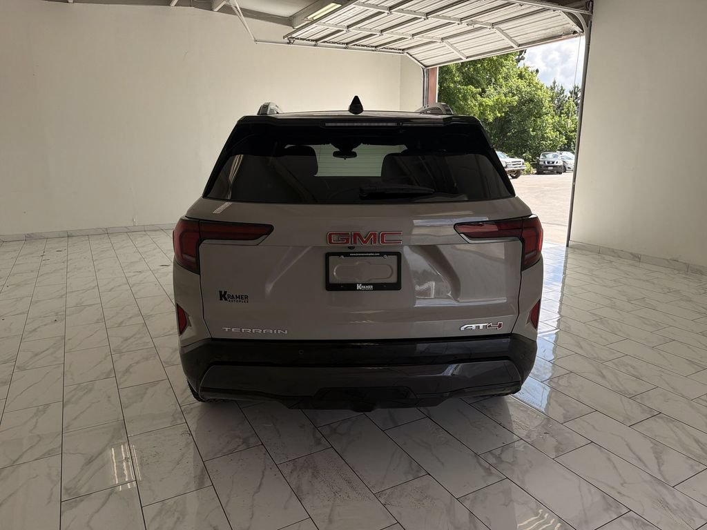 New 2026 GMC Terrain AT4 AWD/4WD image 7